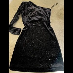 Casual dressed forms the perfect silhouette